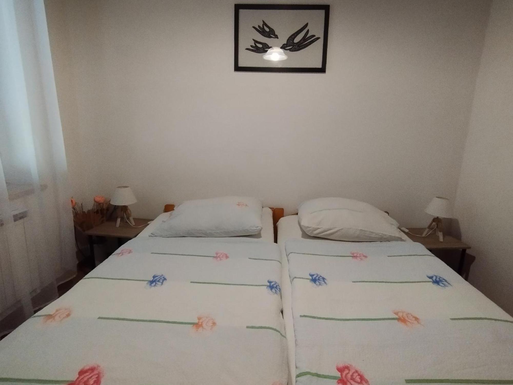 Guest House Kmecki Hram Fortuna Idrija Zimmer foto